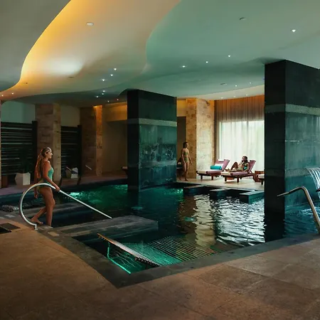 Breathless Riviera Cancun Resort & Spa (Adults Only)-3